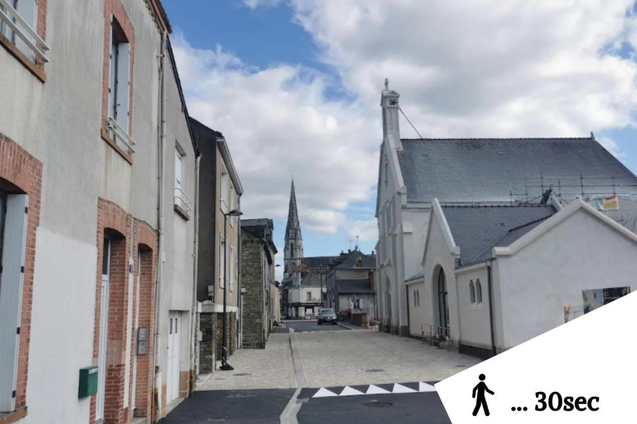 Au Nid Douillet - Dormir Comme A La Maison Châteaubriant Exterior foto