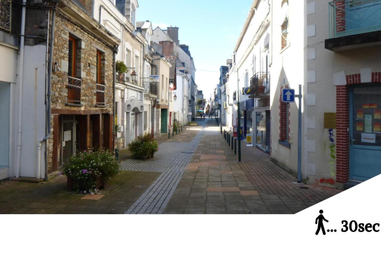 Au Nid Douillet - Dormir Comme A La Maison Châteaubriant Exterior foto